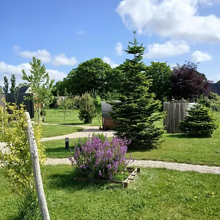 Lodge Au Dolmen De Kerhus 